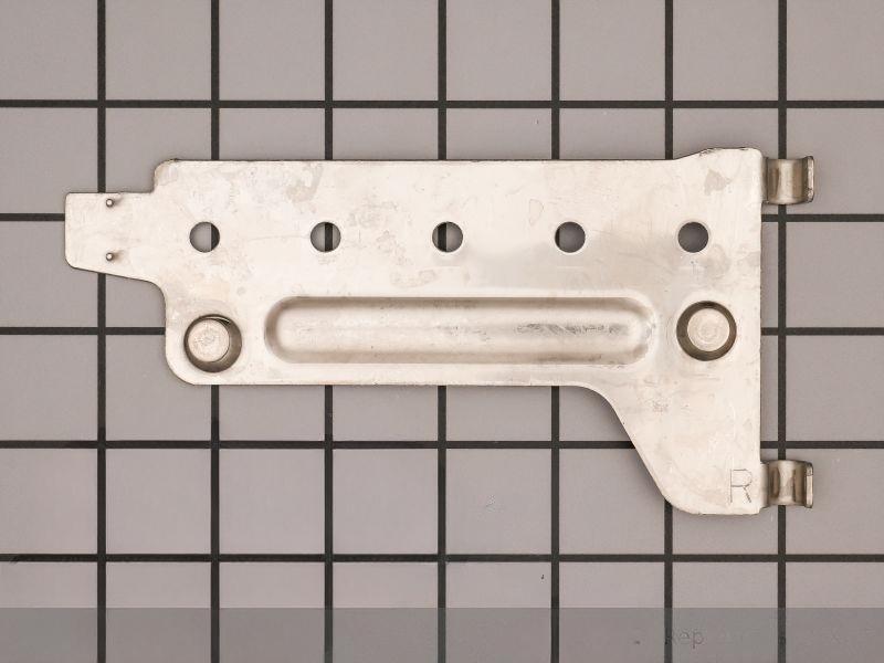 DD61-00500A SUPPORT PANIER MILIEU (DROIT)