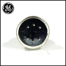 DE94-04312C PORTE D'ASSEMBLAGE;ME19R7041FT,PC,G