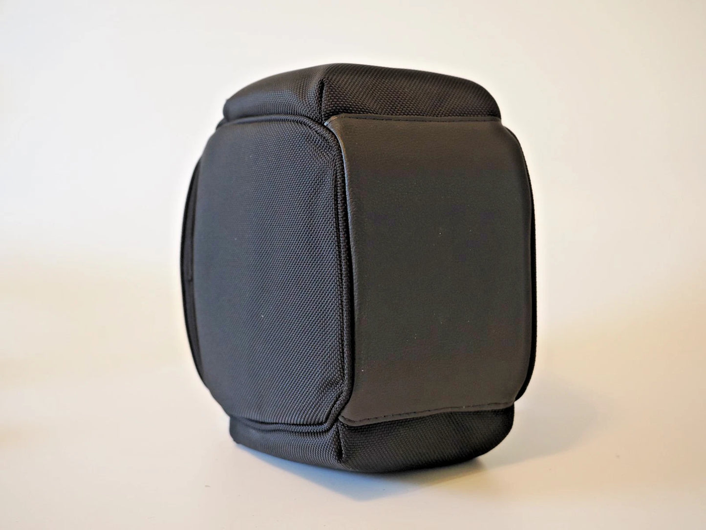 Samsung Mobile Galaxy Carrying Case (400g) - ED-CC9N10B