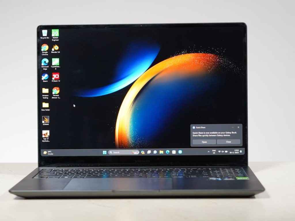 Samsung USSHRI1F40/WR - Galaxy Notebook Ultra with a High‑Definition Display & Quick Charge Technology