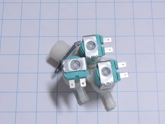 Samsung WF331ANW/XAA Washer DC62-00142G Water Inlet Valve Assembly