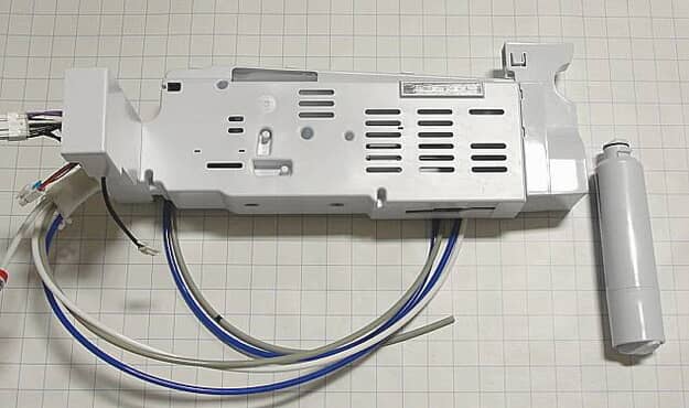 Samsung DA82-02865A Case Water Filter Assembly