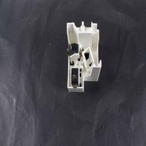 DE94-02068A Body Latch-Lower L