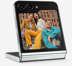 Samsung SM2F741UZSEXAU - Galaxy Z Flip5 5G avec selfies mains libres et écran flexible