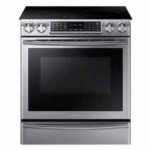Cuisinière électrique intelligente encastrable à induction Samsung NE58K9560WS/AA de 5,8 pi³