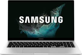 Samsung NP750BCJK01US : ordinateur portable de travail intelligent avec écran cristallin et deux haut-parleurs.