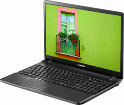 Samsung NP305E7AA03US : ordinateur portable grand écran 17 pouces avec streaming audio et vidéo amélioré.